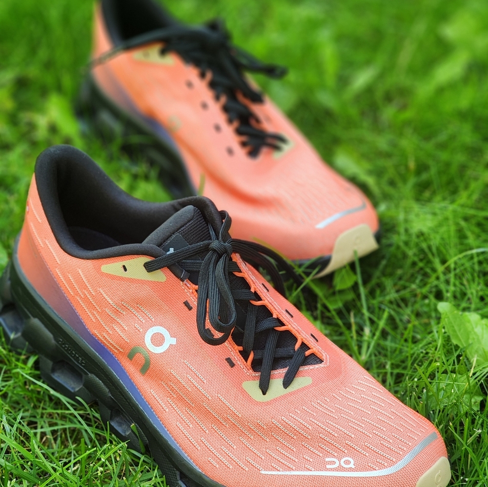 Women's On Running Cloudspark Size 10.5 - image 8